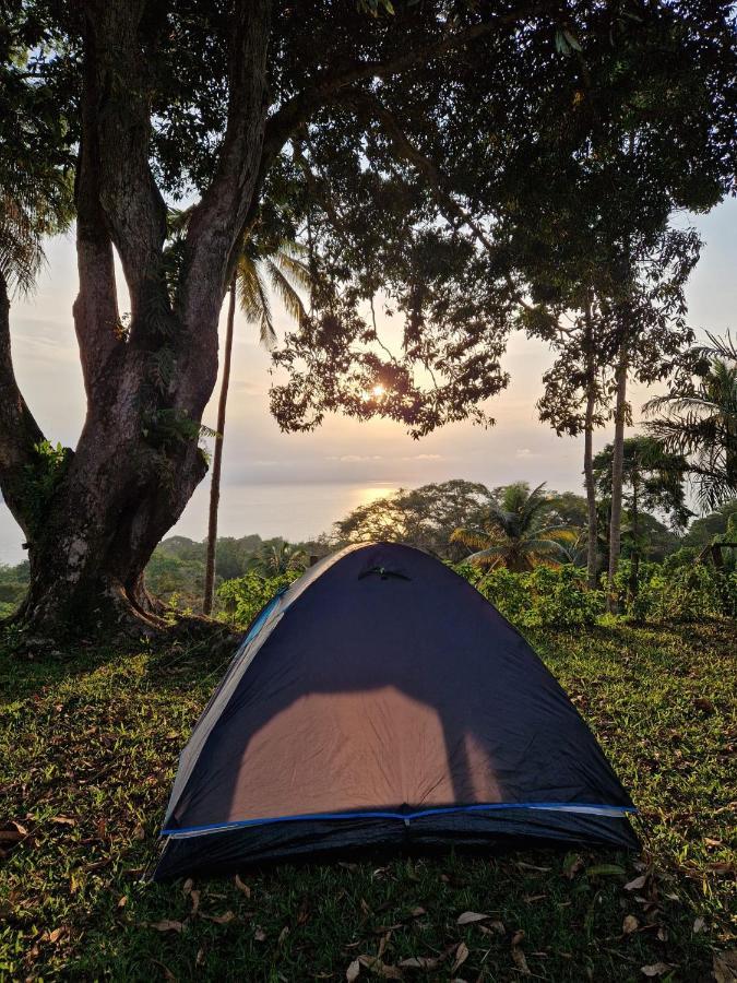 World'S View Wild Camping Salaszoi, Principe Island Santo António Exterior foto